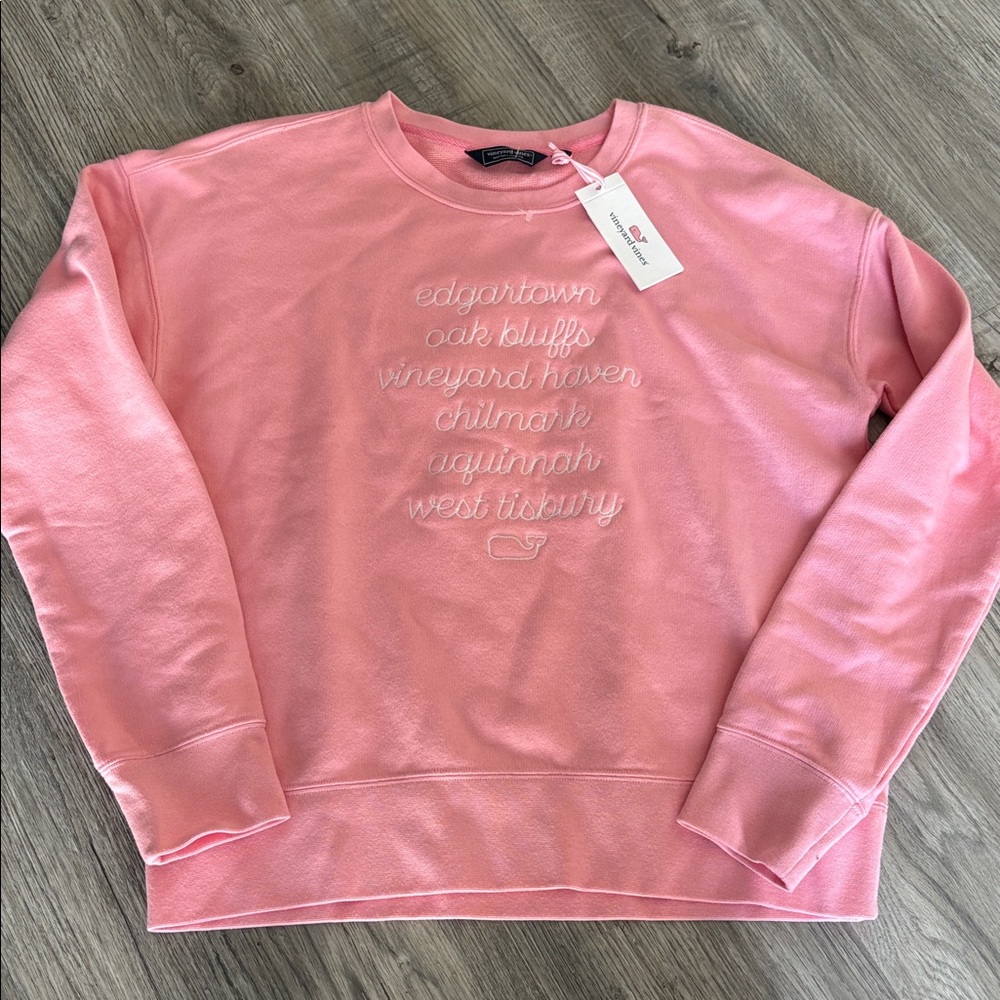 Vineyard Vines town embroidered crew neck size small NWT